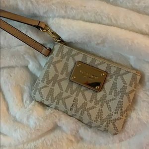 Michael Kors Wristlet
